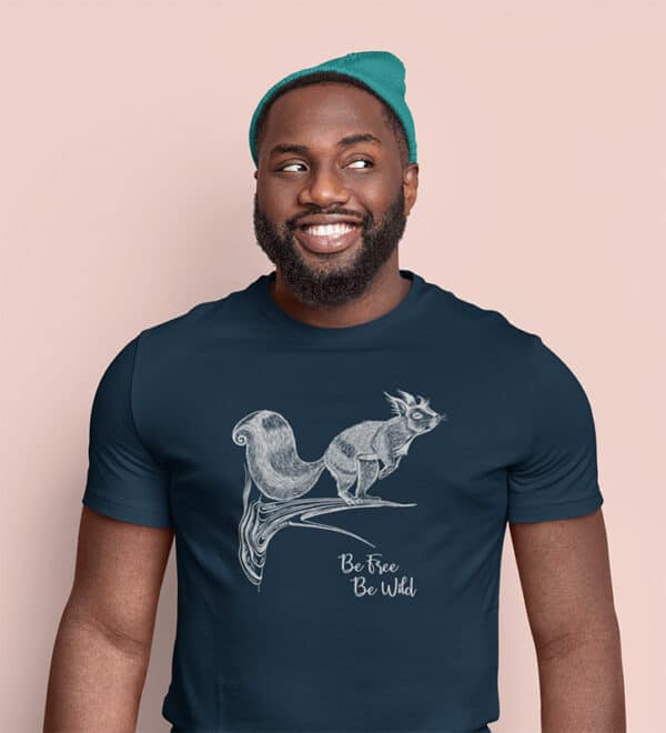 T-shirt-vegan-unisex-con-stampa-scoiattolo